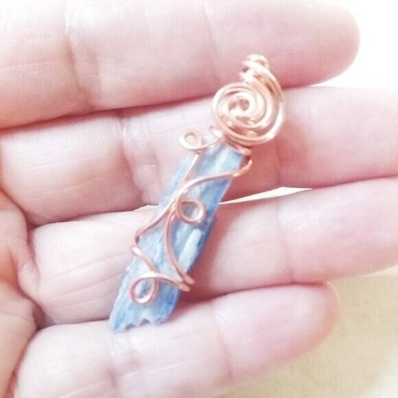 Raw/Rough Kyanite Pendant ~ Wire Wrapped ~ Unique Femme Design - Copper Wire! - Picture 6 of 8